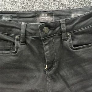 New Tailor made skinny black sz 24